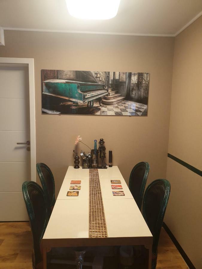 Feel Like Home / Fuhl Dich Wie Zu Hause Buchenbeuren ภายนอก รูปภาพ
